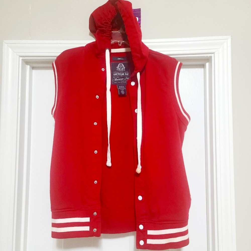 Men's American Rag sleeveless hoodie sweat
